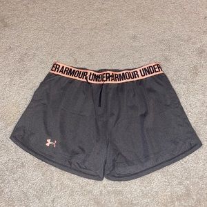 UNDER ARMOUR SHORTS
